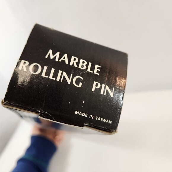 White Marble Rolling Pin Wooden Handles & Stand Gourmet Vintage Boxed - Picture 11 of 11